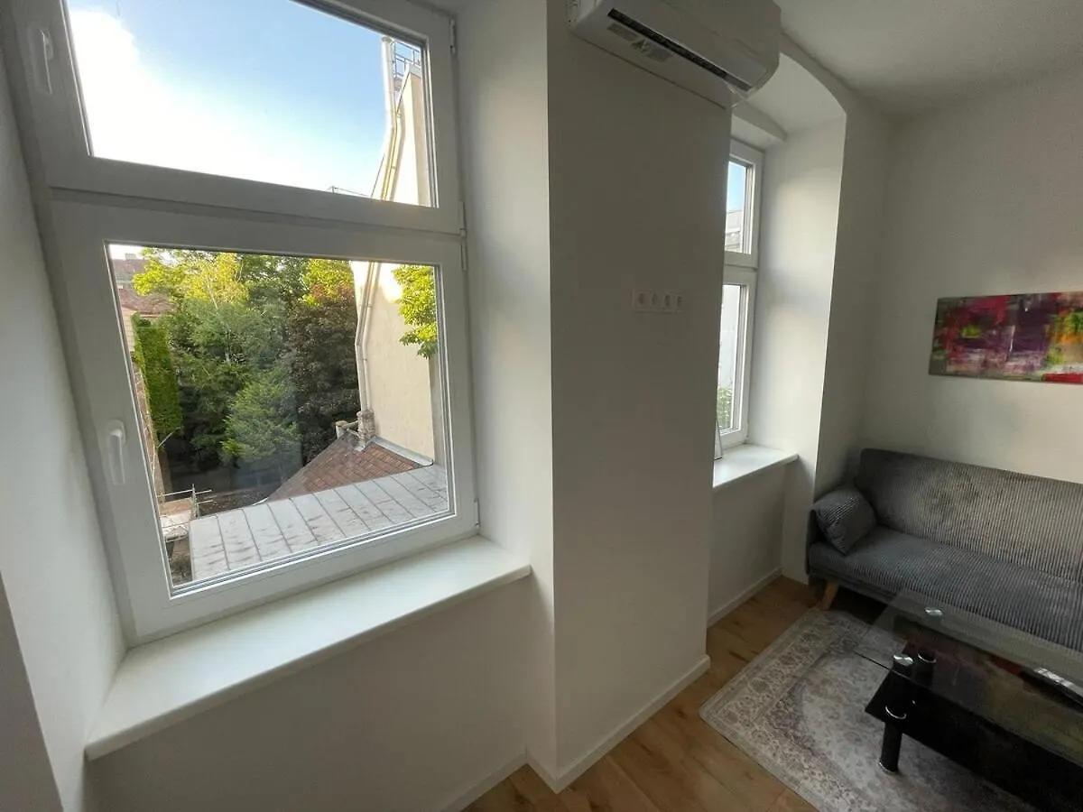 Gemuetliches Apartment 60M2 Mit Klimaanlage Nahe Westbahnhof Vídeň 0*,  Rakousko