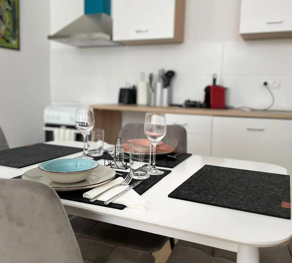 Gemuetliches Apartment 60M2 Mit Klimaanlage Nahe Westbahnhof Vídeň