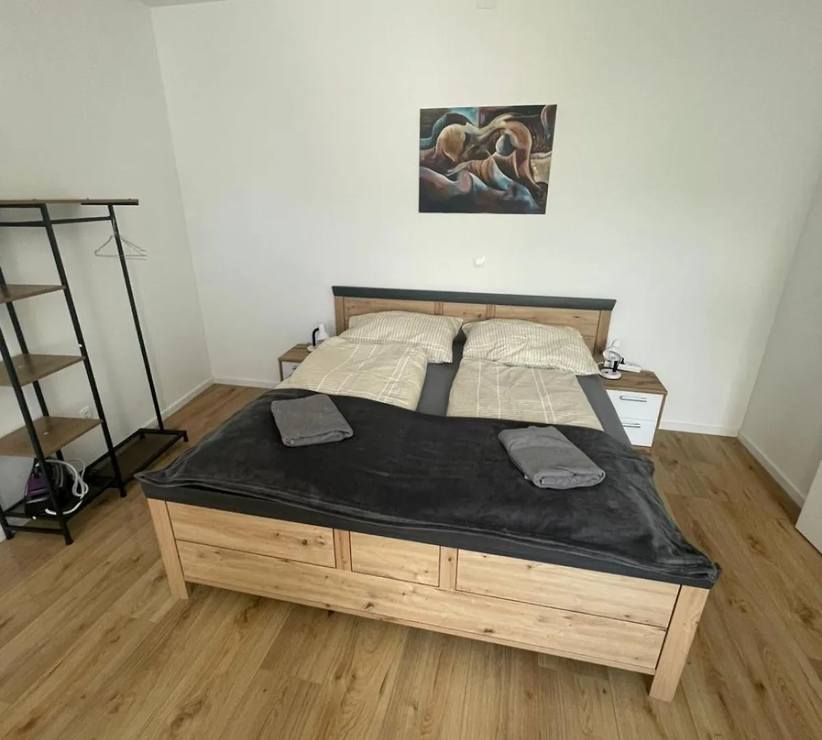 Gemuetliches Apartment 60M2 Mit Klimaanlage Nahe Westbahnhof Vídeň