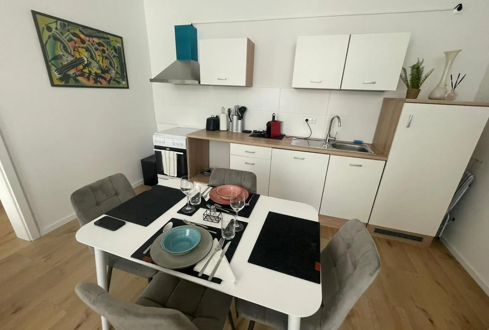 kontakty Gemuetliches Apartment 60M2 Mit Klimaanlage Nahe Westbahnhof